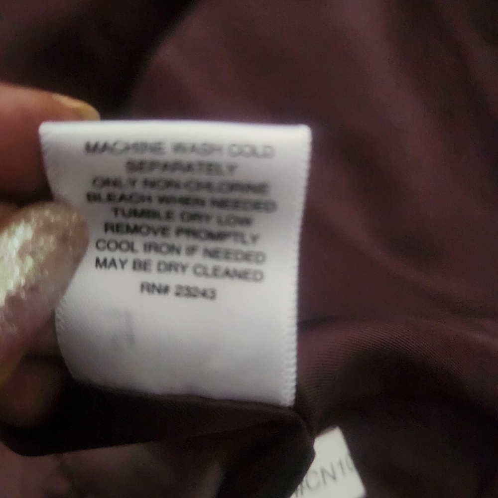 New York and Company maroon feaux leather jacket. Zipper in front and po… - Picture 9 of 13